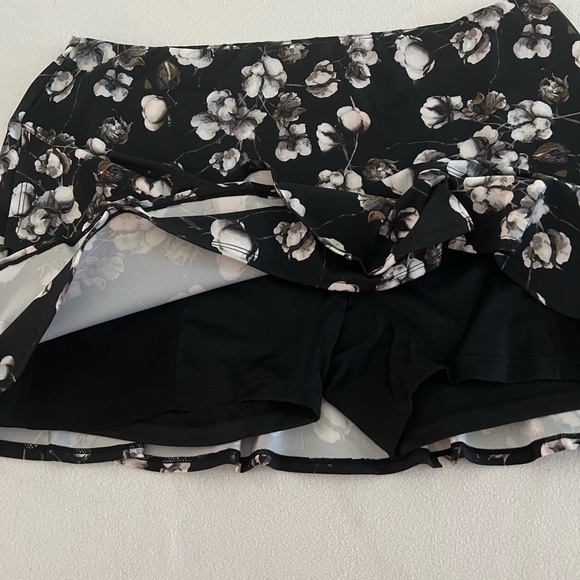 Tail skort size L - Picture 2 of 9